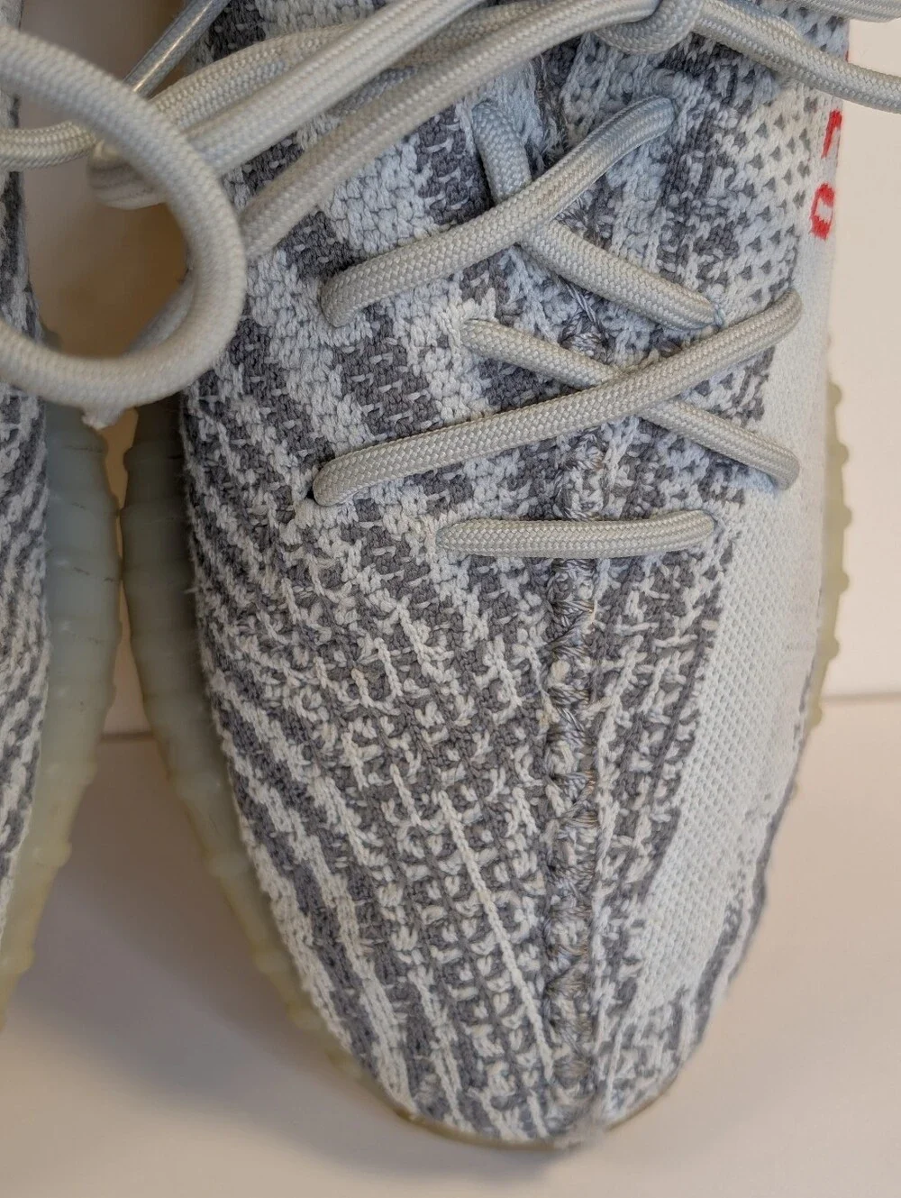 Adidas Yeezy Boost 350 V2 Blue Tint Sneakers Men’s 11 Gray White B37571